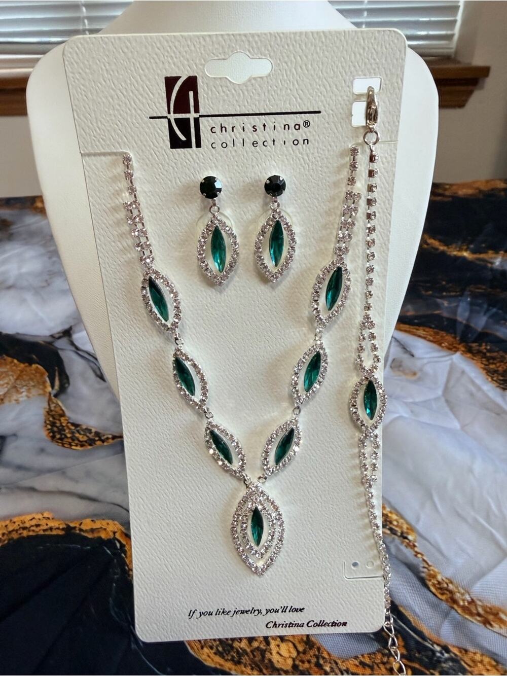 Christina Collection rhinestone necklace NWT!